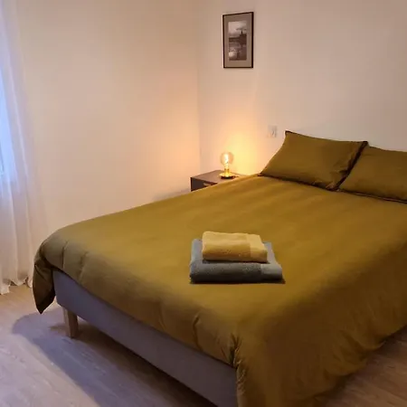 T2 Proche Gare Апартаменты